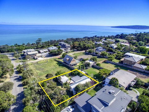 Dromana Holiday Beach House - Accommodation Mount Tamborine 0