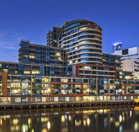 Waterfront Melbourne Apartments - Accommodation Mount Tamborine