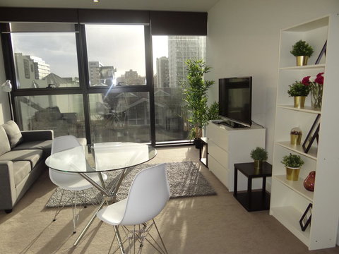 Amazing Accommodations: Vogue - Accommodation Mount Tamborine 14