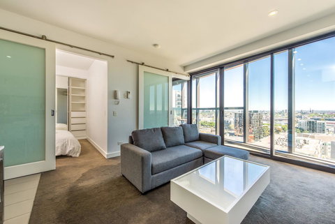 Amazing Accommodations: Vogue - Accommodation Mount Tamborine 35