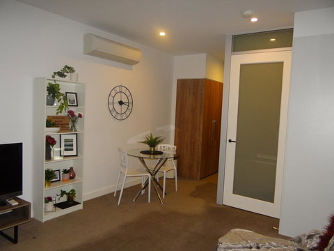 Amazing Accommodations: Vogue - Accommodation Mount Tamborine 4