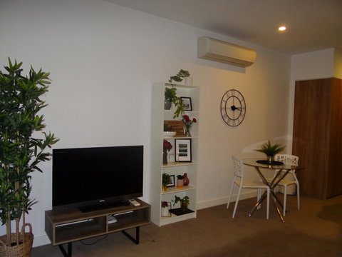 Amazing Accommodations: Vogue - Accommodation Mount Tamborine 5