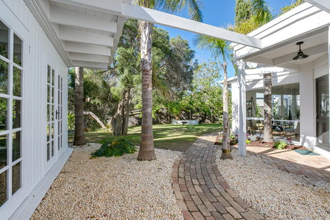 Oasis On Grange - Accommodation Mount Tamborine 15