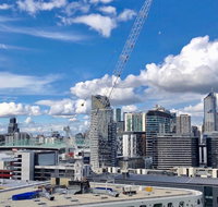 Pride Docklands Waterfront Apartment City View - Accommodation Mount Tamborine