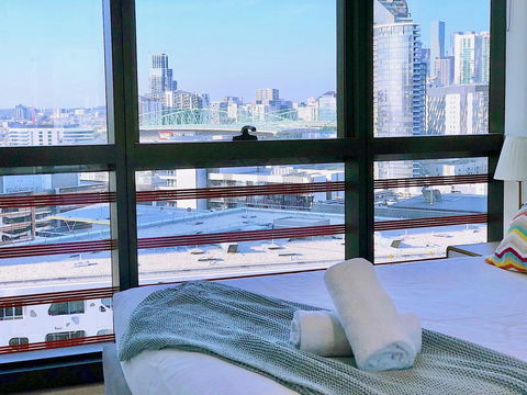 Pride Docklands Waterfront Apartment City View - Accommodation Mount Tamborine 27