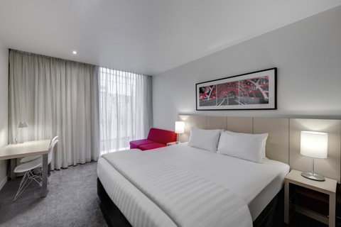 Travelodge Hotel Melbourne Docklands - Accommodation Mount Tamborine 0