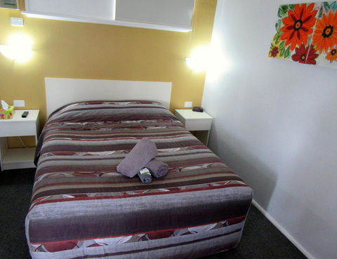 The Highlander Motel - 24HR Check In - Accommodation Mount Tamborine 13