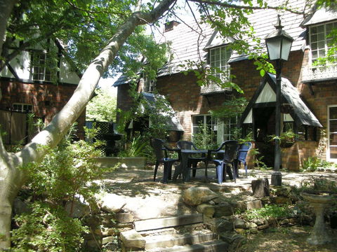 Merrimeet Cottages - Accommodation Mount Tamborine 2
