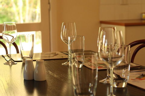 Merrimeet Cottages - Accommodation Mount Tamborine 9