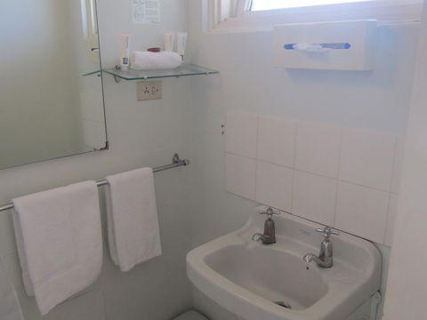 Twin City Motor Inn - Accommodation Mount Tamborine 28