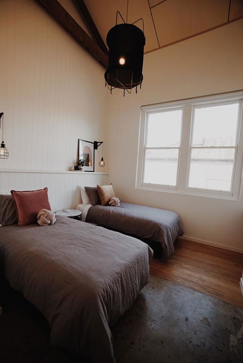 THE WAREHOUSE APARTMENTS - Accommodation Mount Tamborine 17