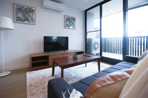 Box Hill 2 Bedroom Apt (La Maison) 02 - Accommodation Mount Tamborine 2