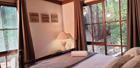 Day Dream Cottage - Accommodation Mount Tamborine 3