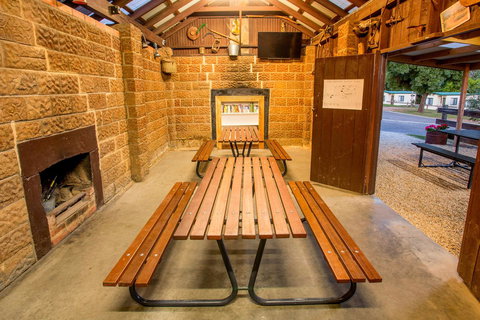 BIG4 Castlemaine Gardens - Accommodation Mount Tamborine 27