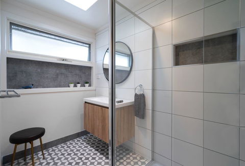 Uptown Frankston - Accommodation Mount Tamborine 12