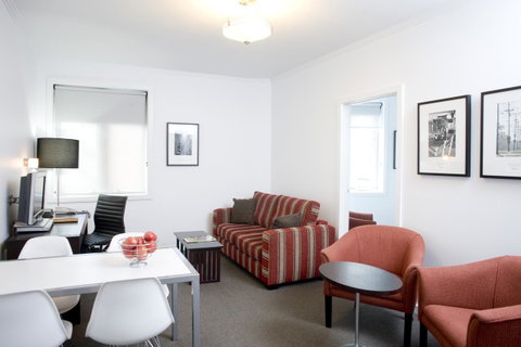 Alto Hotel On Bourke - Accommodation Mount Tamborine 4