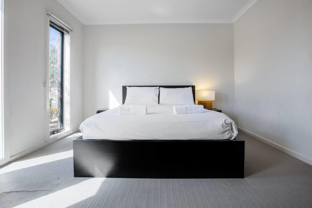 Point Cook VIC Accommodation Mount Tamborine