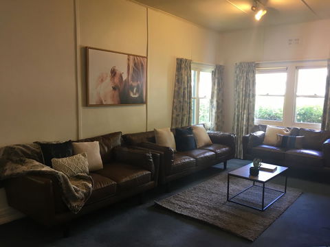 The Orchard House - Accommodation Mount Tamborine 21