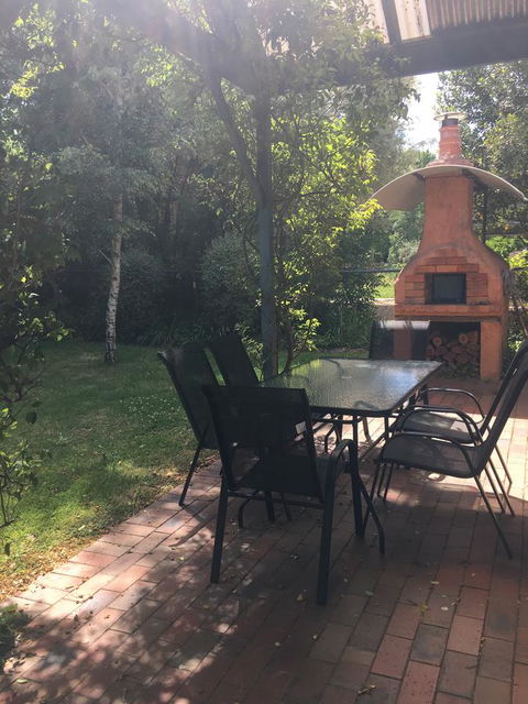 The Orchard House - Accommodation Mount Tamborine 19