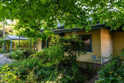 The Orchard House - Accommodation Mount Tamborine 0