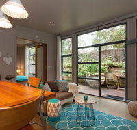 The Love Shack - romantic bungalow - Accommodation Mount Tamborine