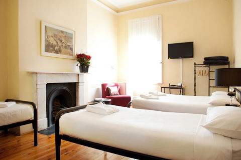Hotel Claremont Guest House - Accommodation Mount Tamborine 39