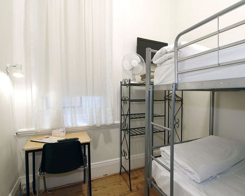 Hotel Claremont Guest House - Accommodation Mount Tamborine 1