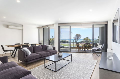 Blairgowrie Apartment 1 - On The Beach - Accommodation Mount Tamborine 5
