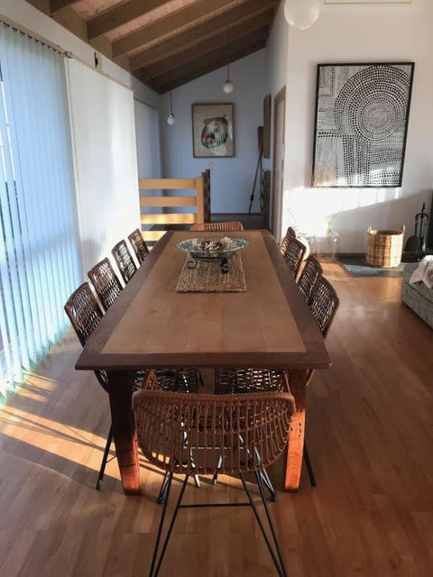 Sunsets On Martyrs Luxury Coastal Beach House Peterborough - Accommodation Mount Tamborine 12