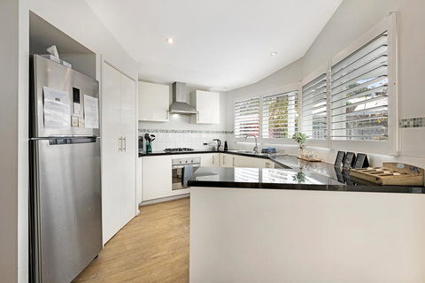 Peninsula Retreat - Accommodation Mount Tamborine 10