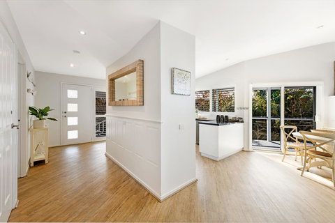 Peninsula Retreat - Accommodation Mount Tamborine 8