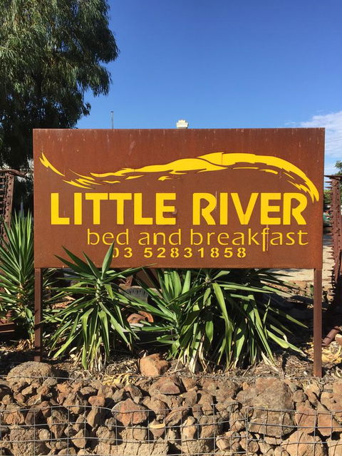 Little River Bed And Breakfast - Accommodation Mount Tamborine 2