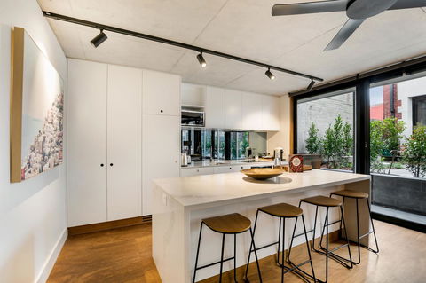 Stylish Apartment In Unique Church Development - Accommodation Mount Tamborine 6