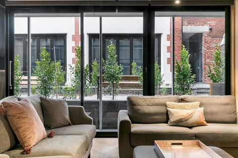 Stylish Apartment In Unique Church Development - Accommodation Mount Tamborine 5