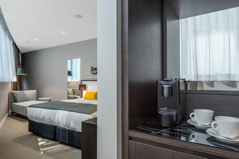 Peppers Docklands - Accommodation Mount Tamborine 16