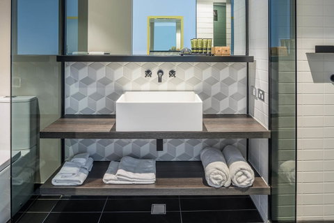 Peppers Docklands - Accommodation Mount Tamborine 27
