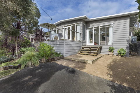 Sunset On Scott - Relax In Tranquility & Style - Accommodation Mount Tamborine 0