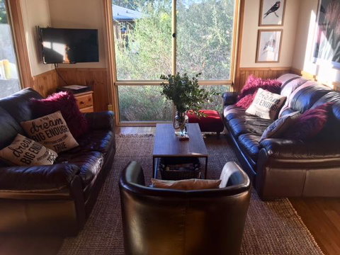 Kangurra Holiday House - Accommodation Mount Tamborine 3