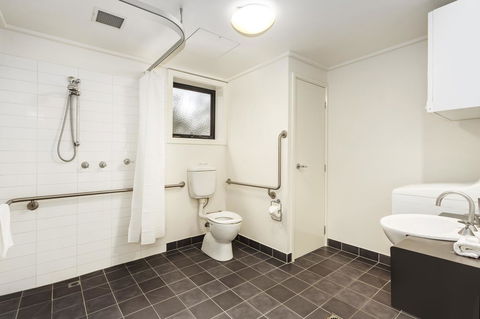 Quest Frankston - Accommodation Mount Tamborine 11