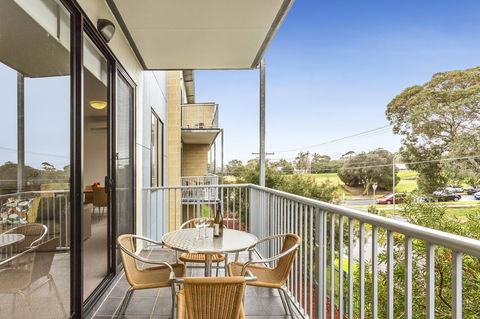 Quest Frankston - Accommodation Mount Tamborine 1