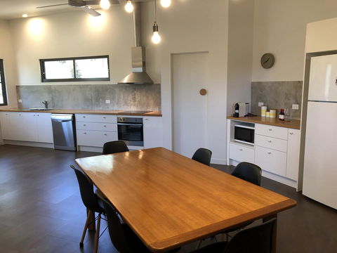 Saje\'s House & Pod - Accommodation Mount Tamborine 5