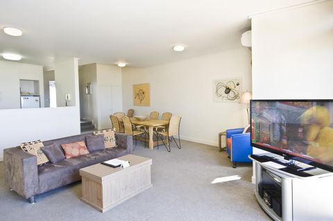 Lornebeach Apartments - Accommodation Mount Tamborine 35