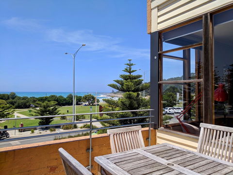 Lornebeach Apartments - Accommodation Mount Tamborine 3