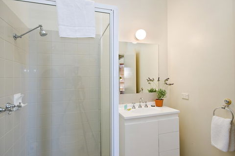 Lornebeach Apartments - Accommodation Mount Tamborine 13