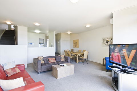 Lornebeach Apartments - Accommodation Mount Tamborine 5