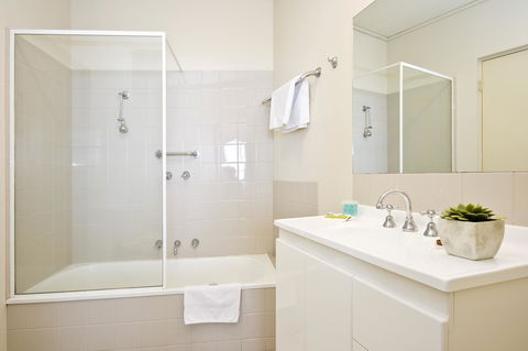 Lornebeach Apartments - Accommodation Mount Tamborine 30