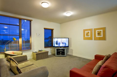 Lornebeach Apartments - Accommodation Mount Tamborine 9