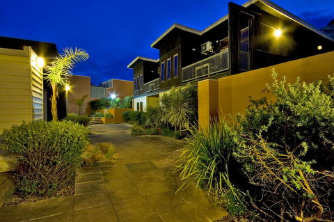 Lornebeach Apartments - Accommodation Mount Tamborine 6
