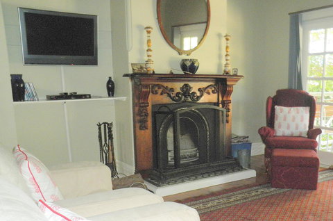 Fairbank House - Accommodation Mount Tamborine 6