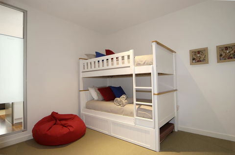 C-Scape Water Front Apartment - Accommodation Mount Tamborine 7